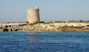 torre de ses portes defensa parque natural de ses salines sant josep san jose ibiza eivissa